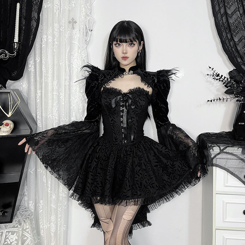Robe Corsaire des Abysses – Corset & Dentelle Noire