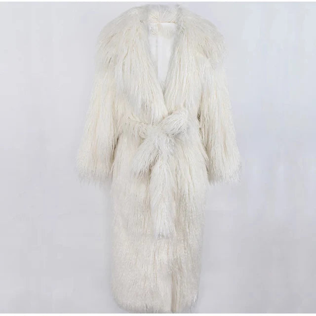 Manteau Impérial d’Hiver – Long Effet Fourrure