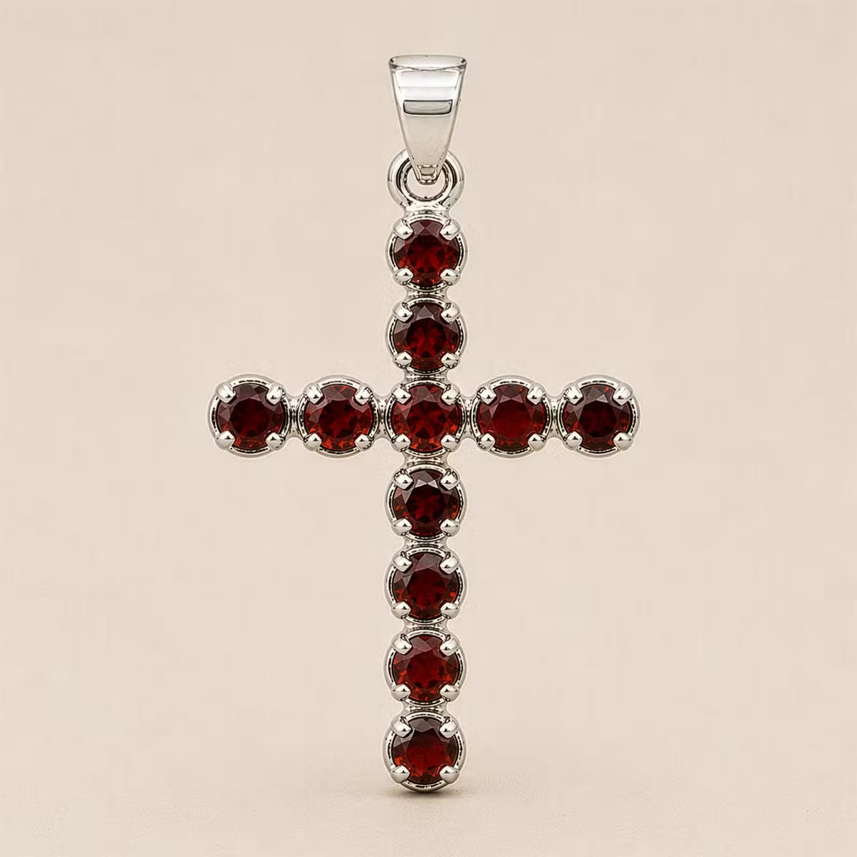Croix des Noces Sombres – Collier Grenat Rouge