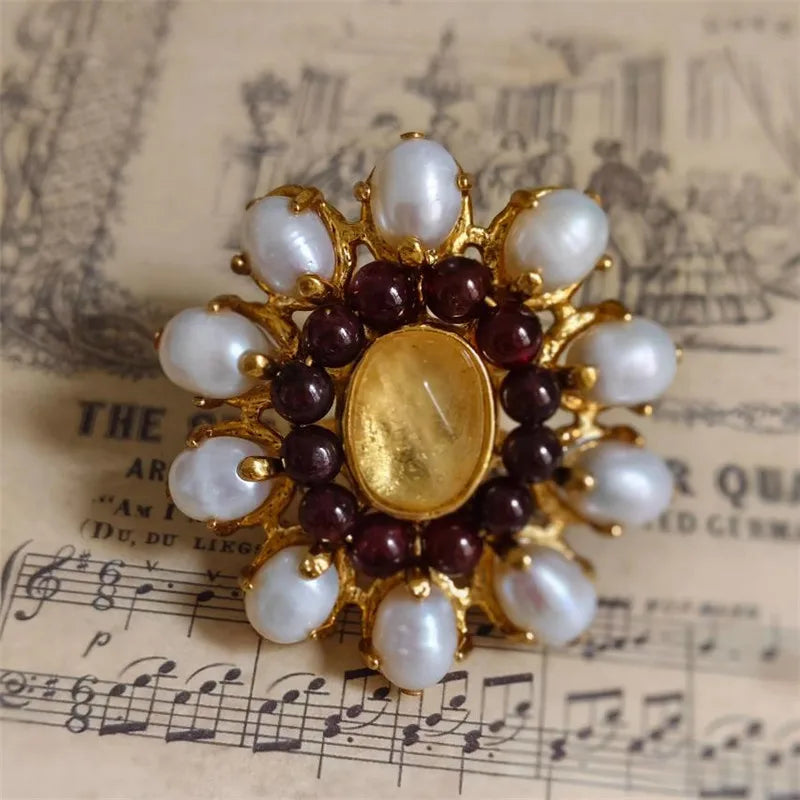 Bague-Broche Baroque aux Perles & Cristal – Éclat de Cour