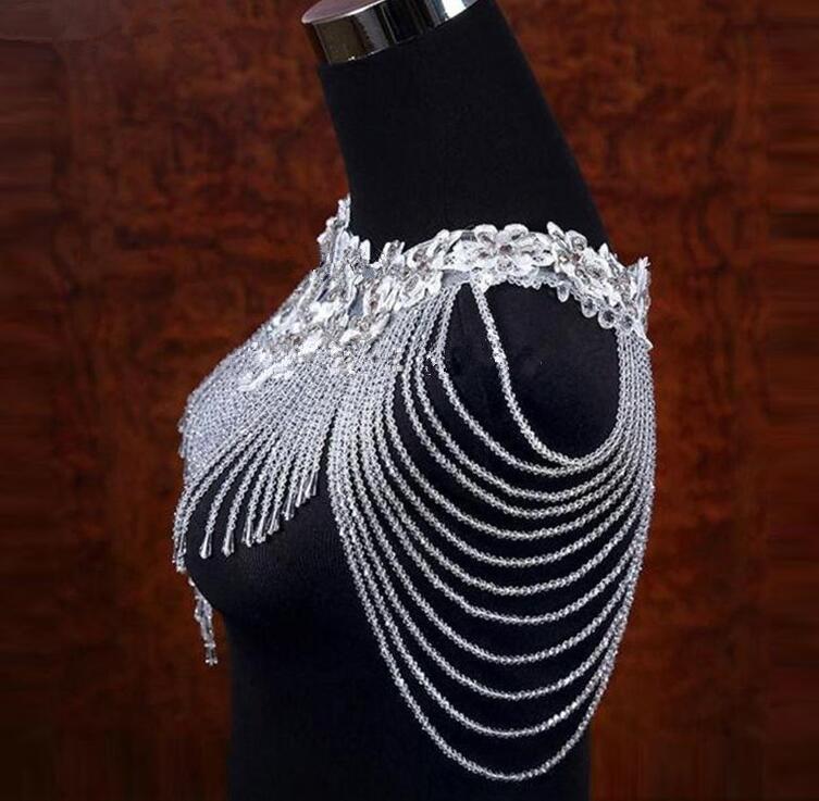 Épaulière de Cristal – Parure de Givre
