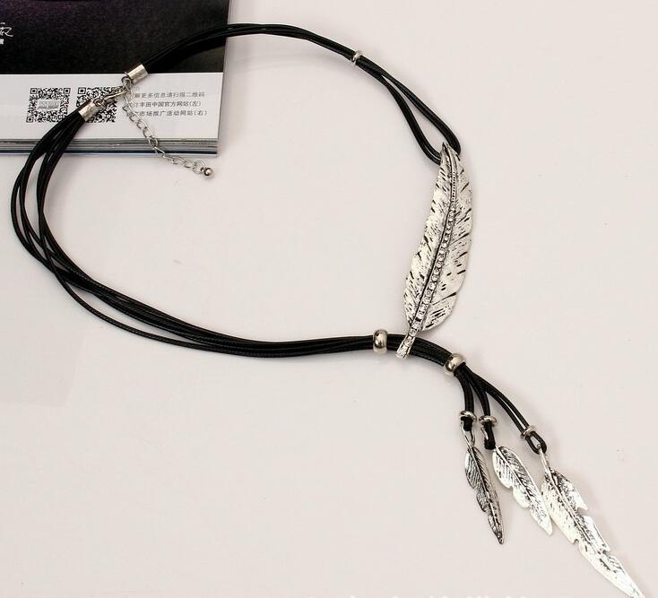Collier Talisman des Plumes – Gypsy Witch
