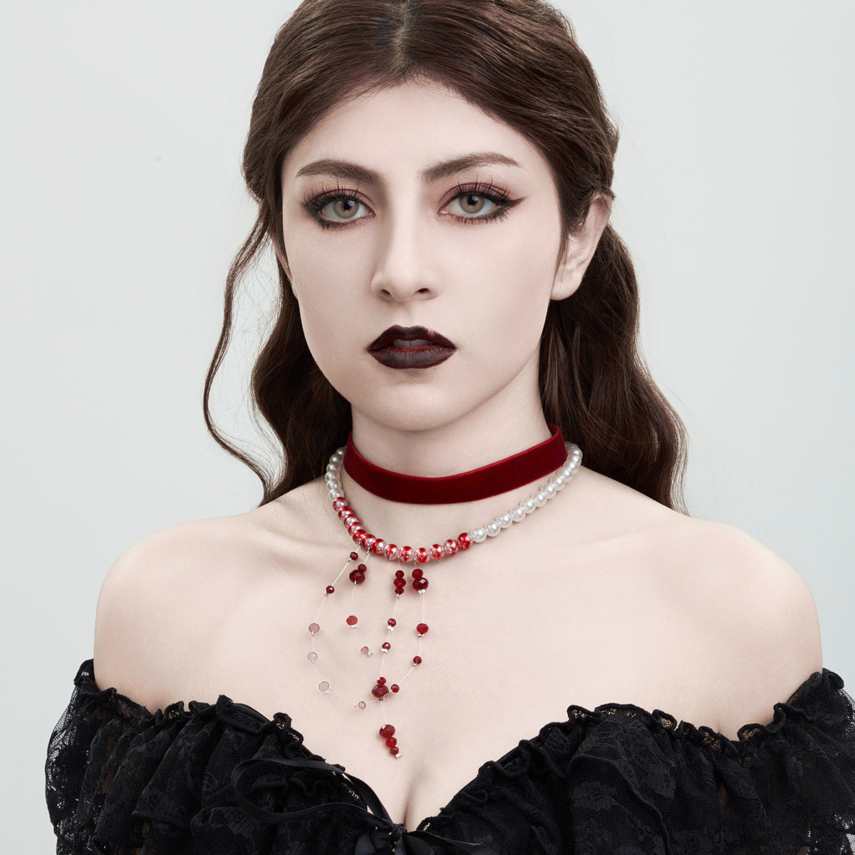 Le Collier de la Comtesse Sanglante