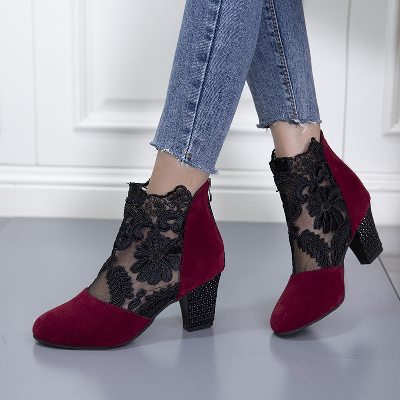 Bottines Dentelle de Salem – Esprit Bohème & Victorien