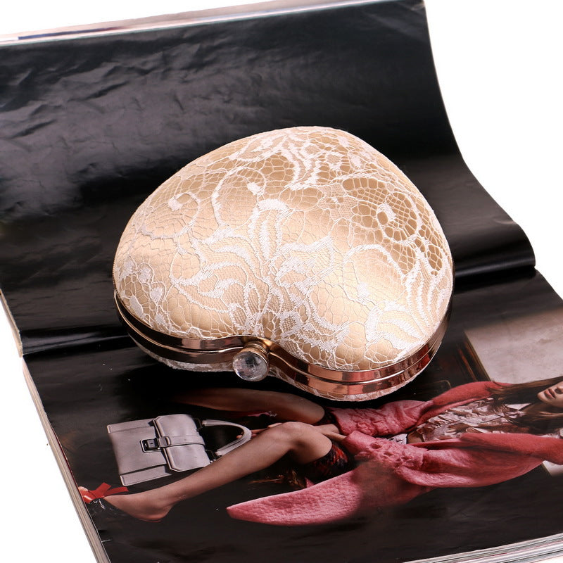 Minaudière Cœur de Dentelle – Boudoir des Ombres