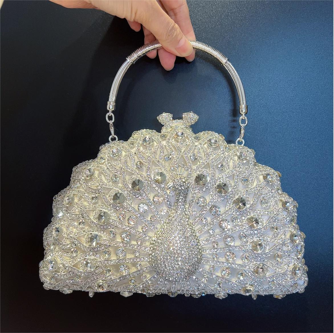 Minaudière Paon Baroque – Éclat de Cristal