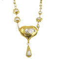 👑 Collier « Cœur Baroque Royal » – Perle d’Eau Douce Dorée