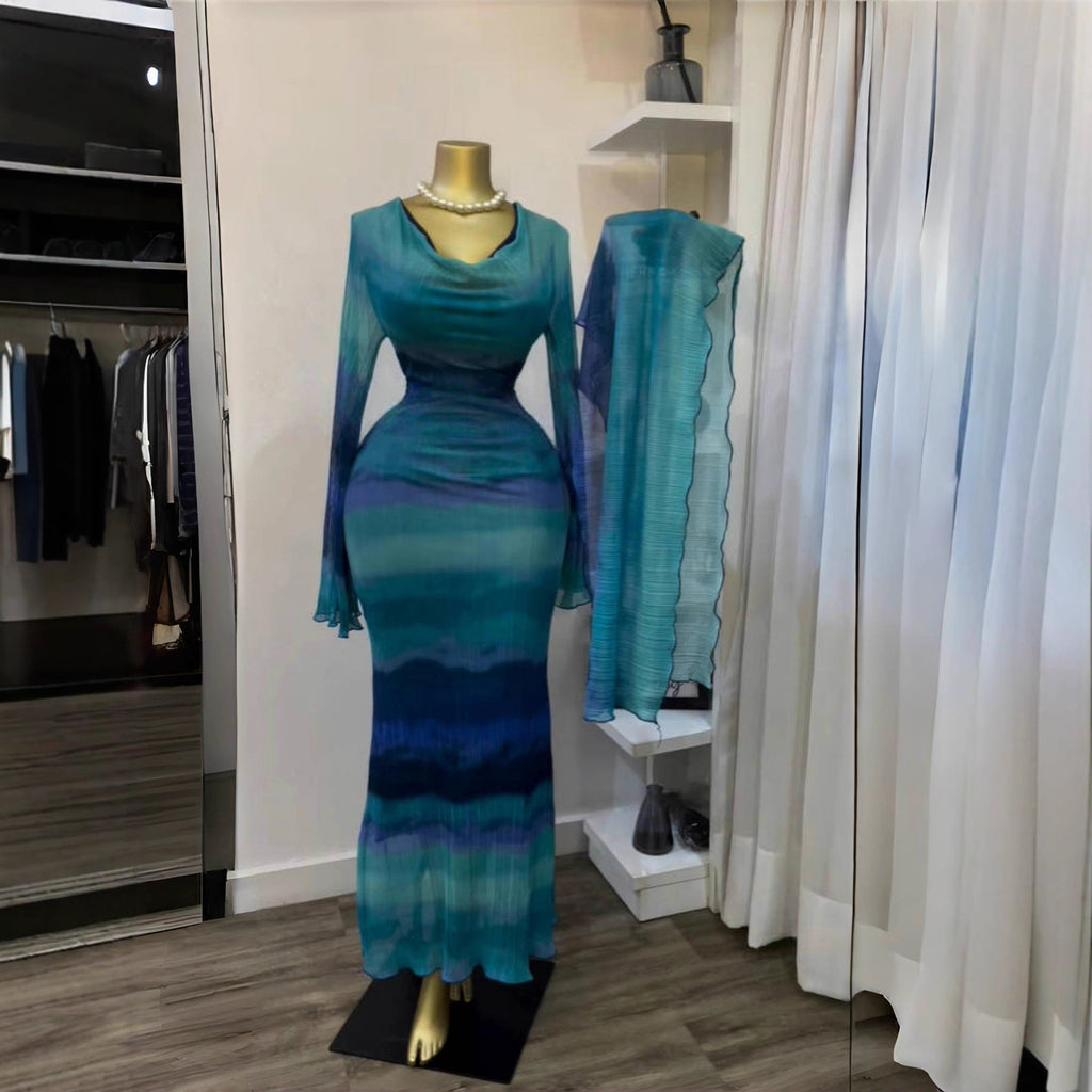 Robe Sirène des Profondeurs – Bleu Abyssal & Voiles Fluides