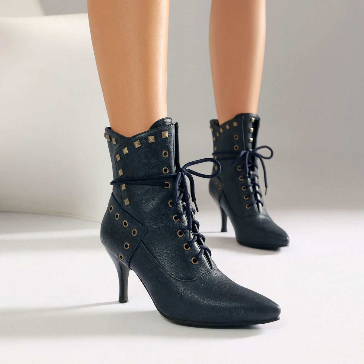Bottines Nocturne Victorienne – Laçage & Clous