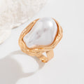Perles Ensorcelées — Bague Baroque Irrégulière