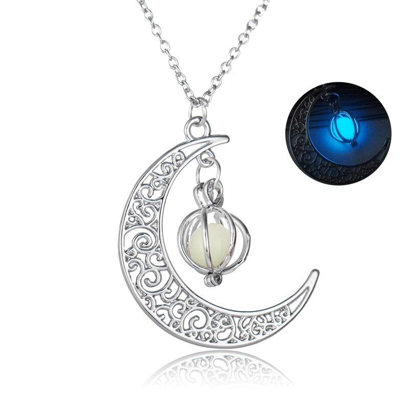 Lueur de Salem — Collier Lune & Citrouille Lumineuse