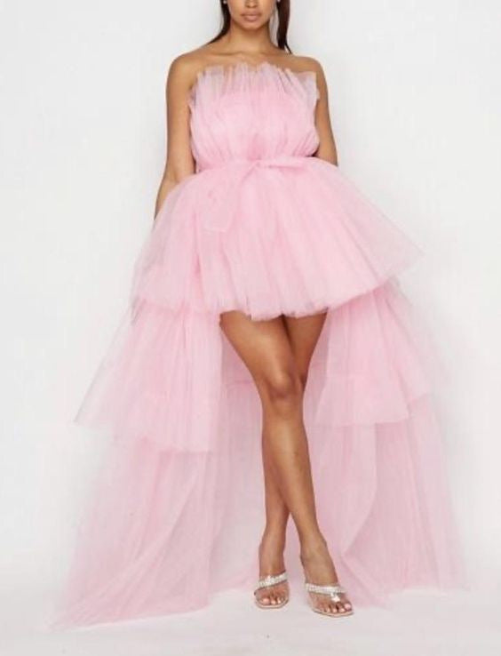 Robe Papillon en Tulle – Bustier & Traîne Asymétrique