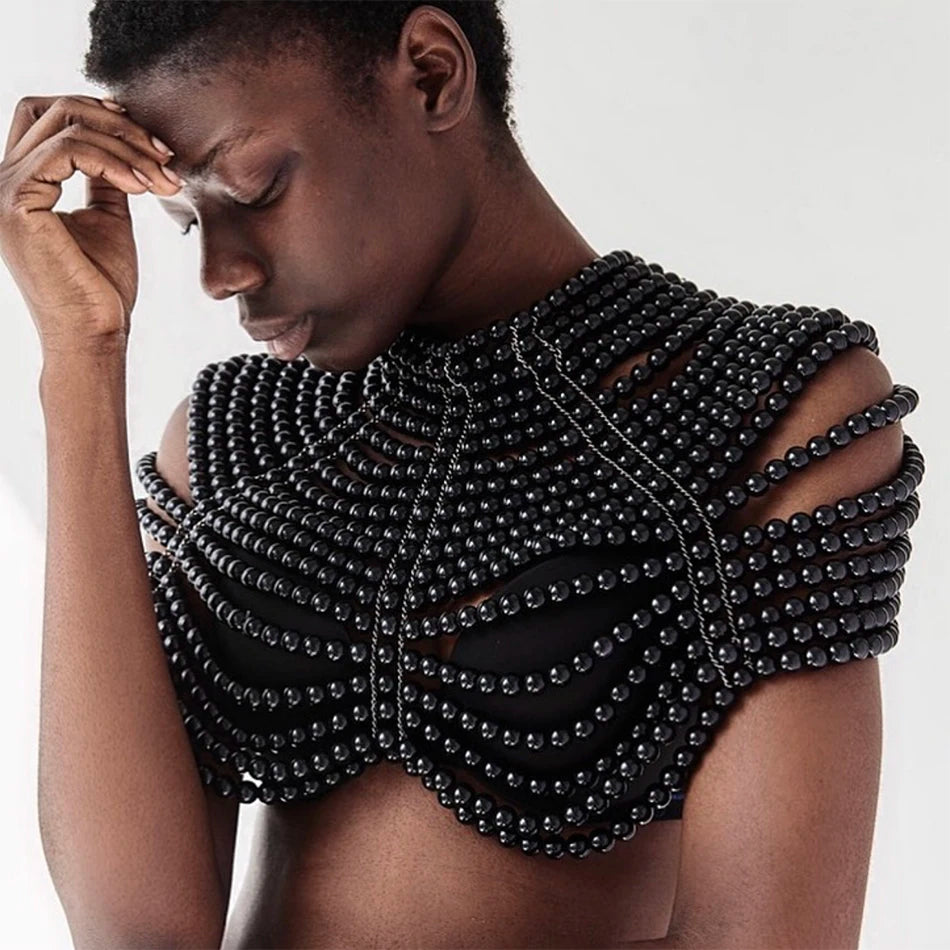 Plastron d’Épaules en Perles – Cape Bijou Mystique