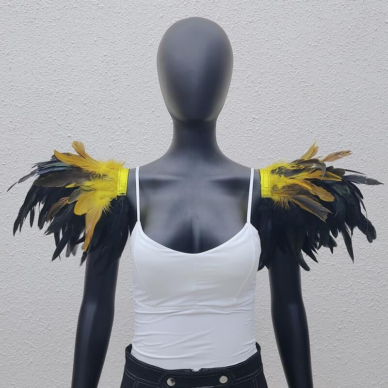 Épaulières de Plumes – Ailes du Cabaret Noir