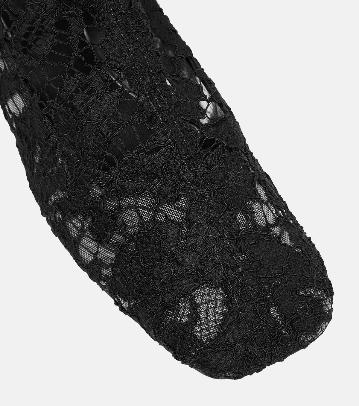 Bottes Hautes en Dentelle Noire – Ombre de Salem