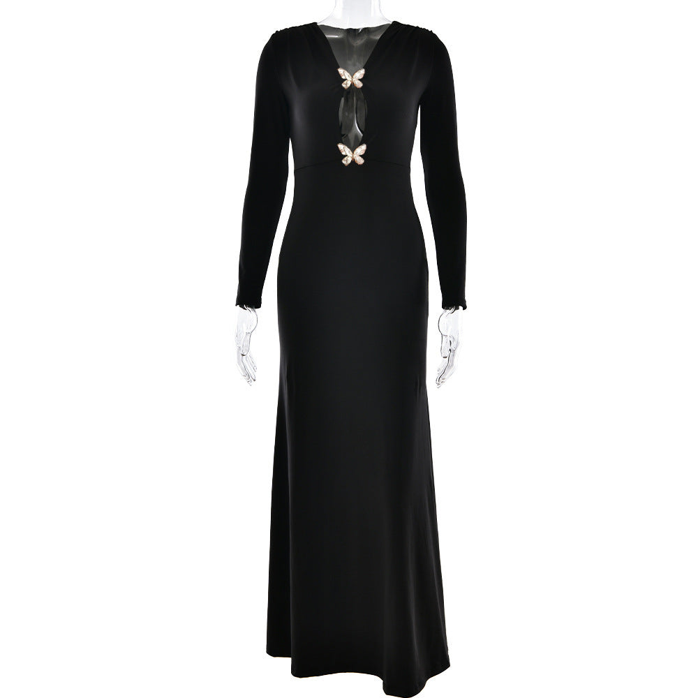 Robe Longue Sorcière – Encolure Lacée & Silhouette Élancée