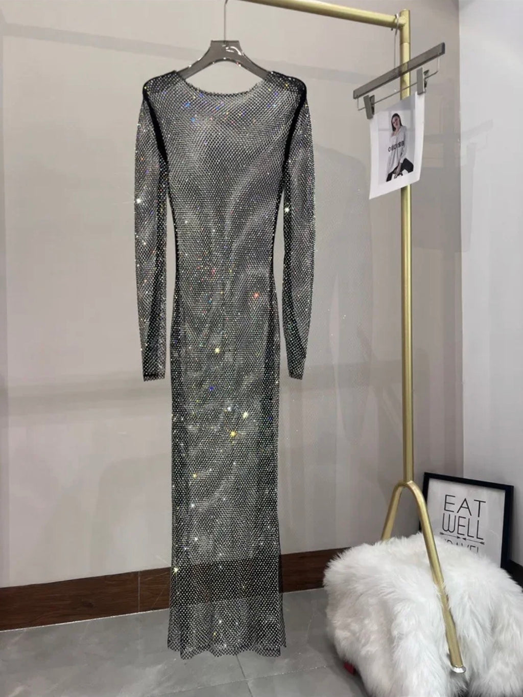 Robe Voile de Diamants – Résille Scintillante