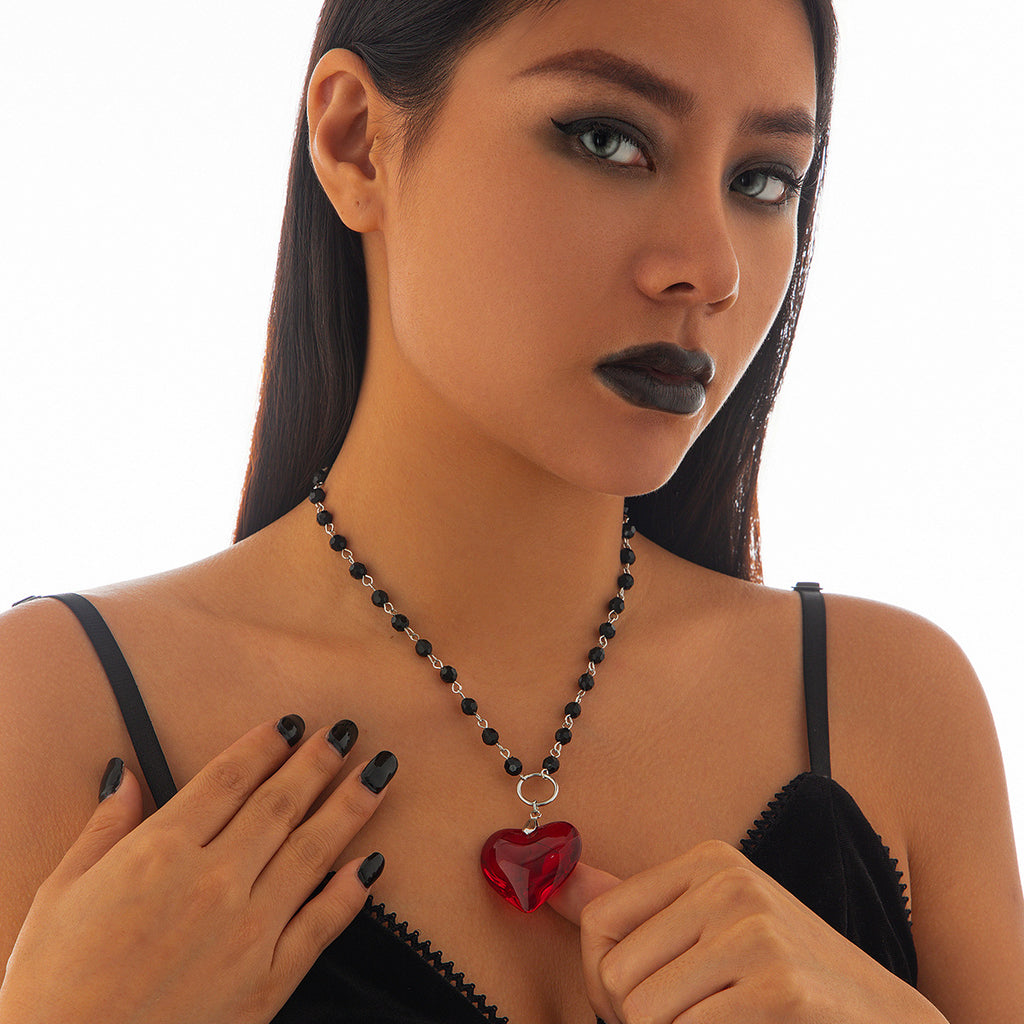 Cœur de la Mariée Maudite — Collier Gothique Rouge