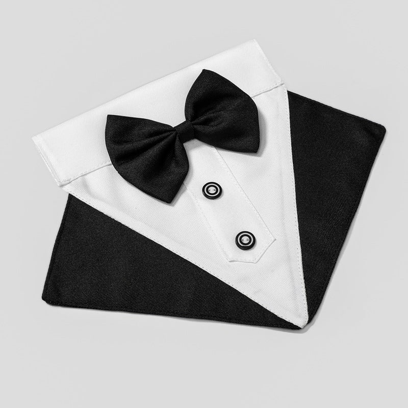 🐾 Le Petit Gentleman des Ombres – Bandana Smoking pour Chien