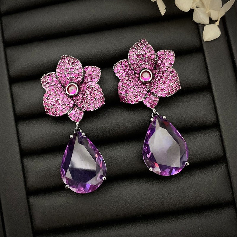Boucles d’Oreilles Fleur d’Émeraude – Gouttes Enchantées