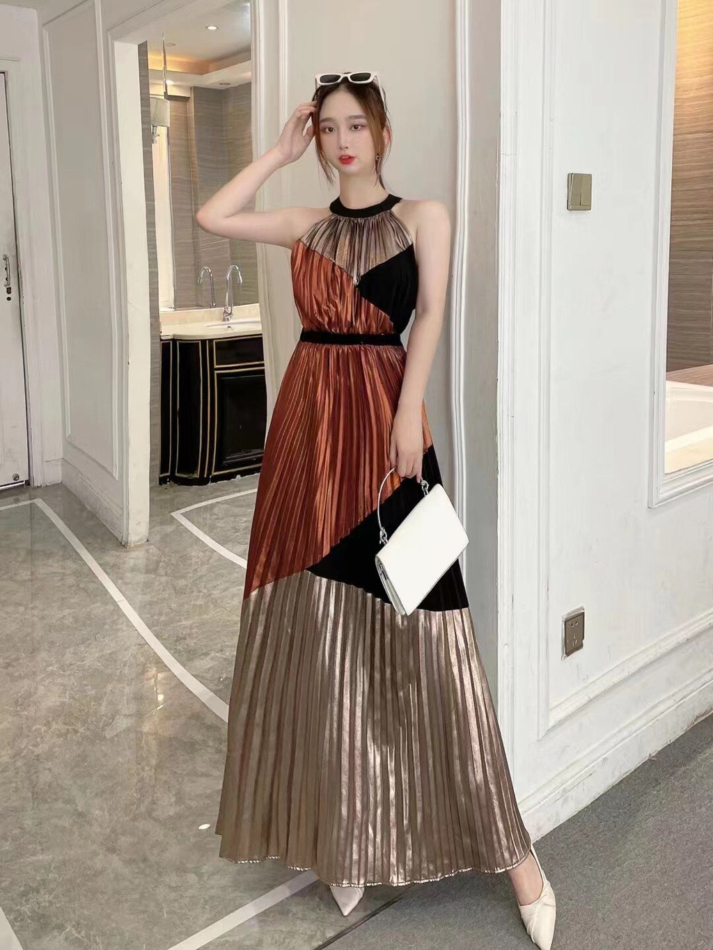 Robe longue plissée bohème rouge & noire – Gypsy Witch