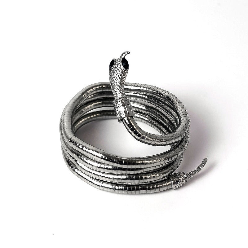 🐍 L’Étreinte du Serpent — Collier Serpent Argenté
