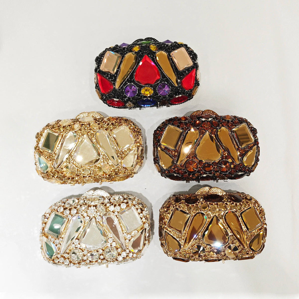 🖤 Minaudière Baroque aux Pierres Précieuses — Trésor des Profondeurs