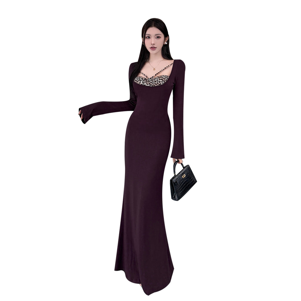 La Panthère Pourpre – Robe longue violette aux détails léopard