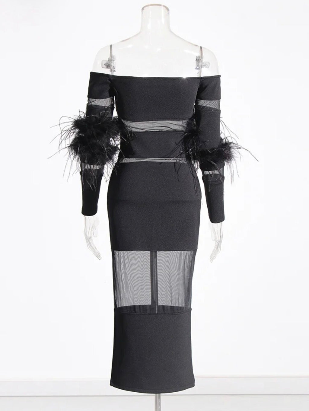 Robe Plumes de Minuit – Boudoir des Ombres