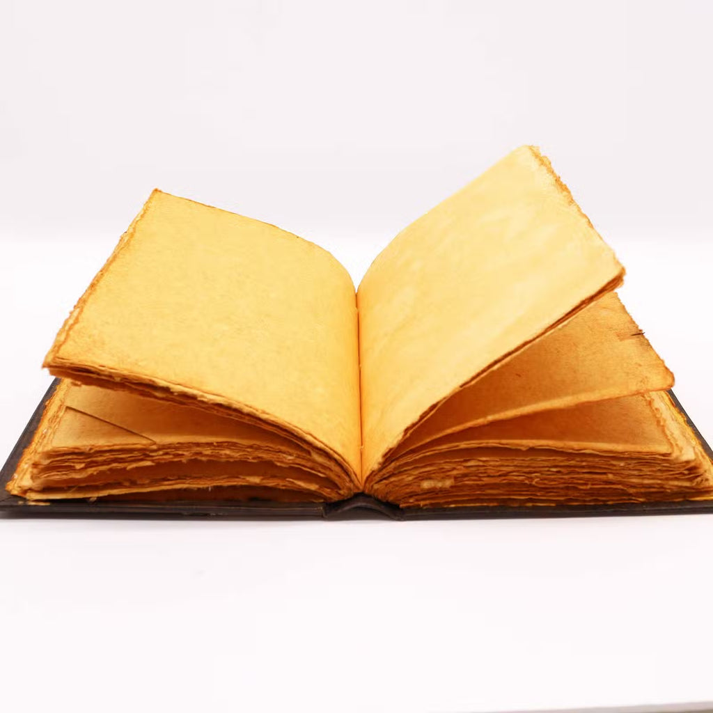 Le Grimoire de la Triple Lune