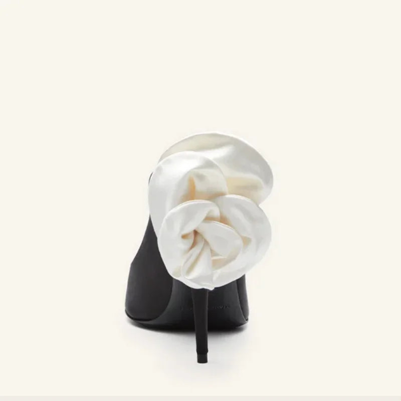 Escarpins Noces d’Hiver – Fleur Noire & Perle