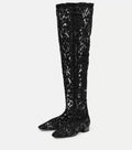 Bottes Hautes en Dentelle Noire – Ombre de Salem