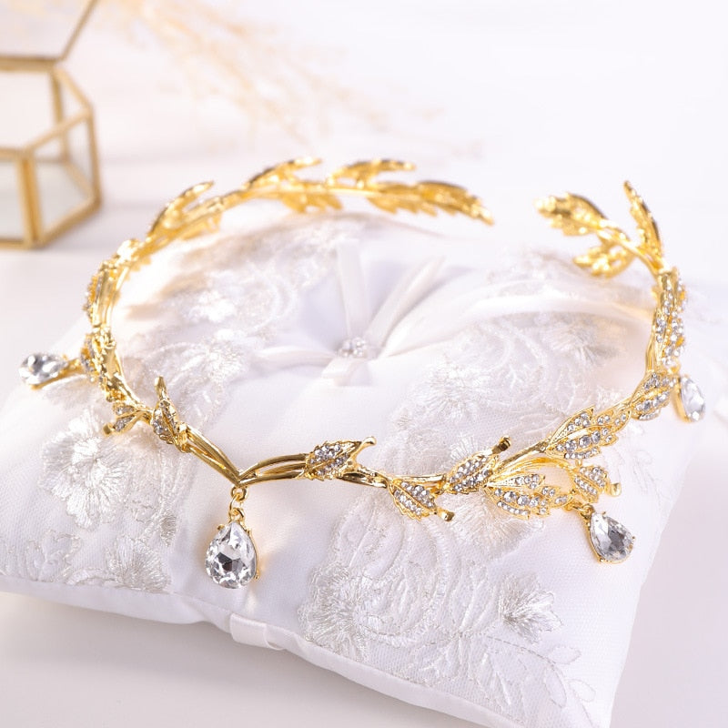 Diadème de la Mariée Éthérée – Feuillage Cristallin & Gouttes