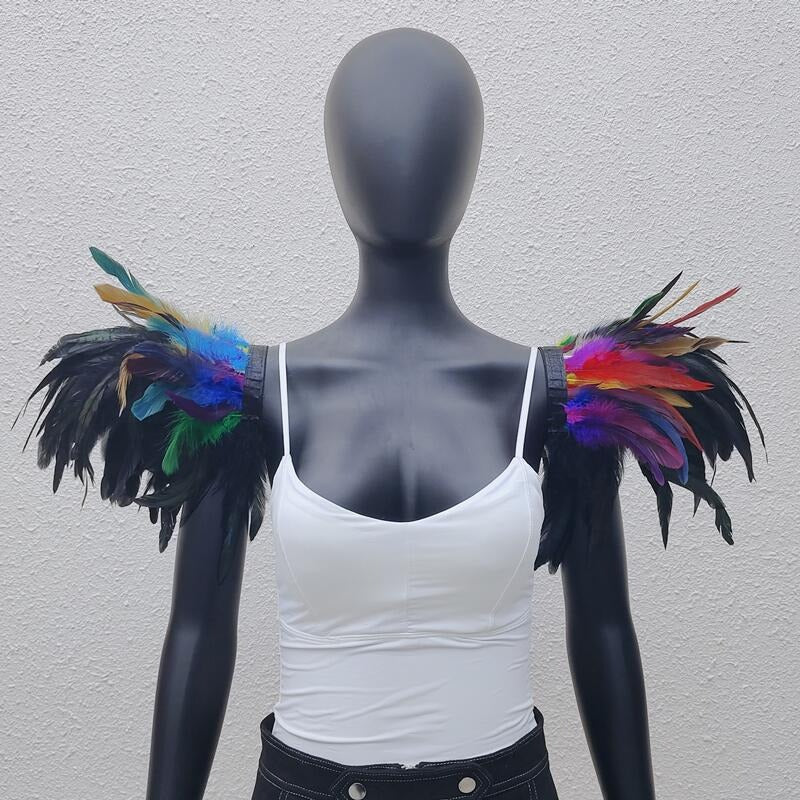 Épaulières de Plumes – Ailes du Cabaret Noir
