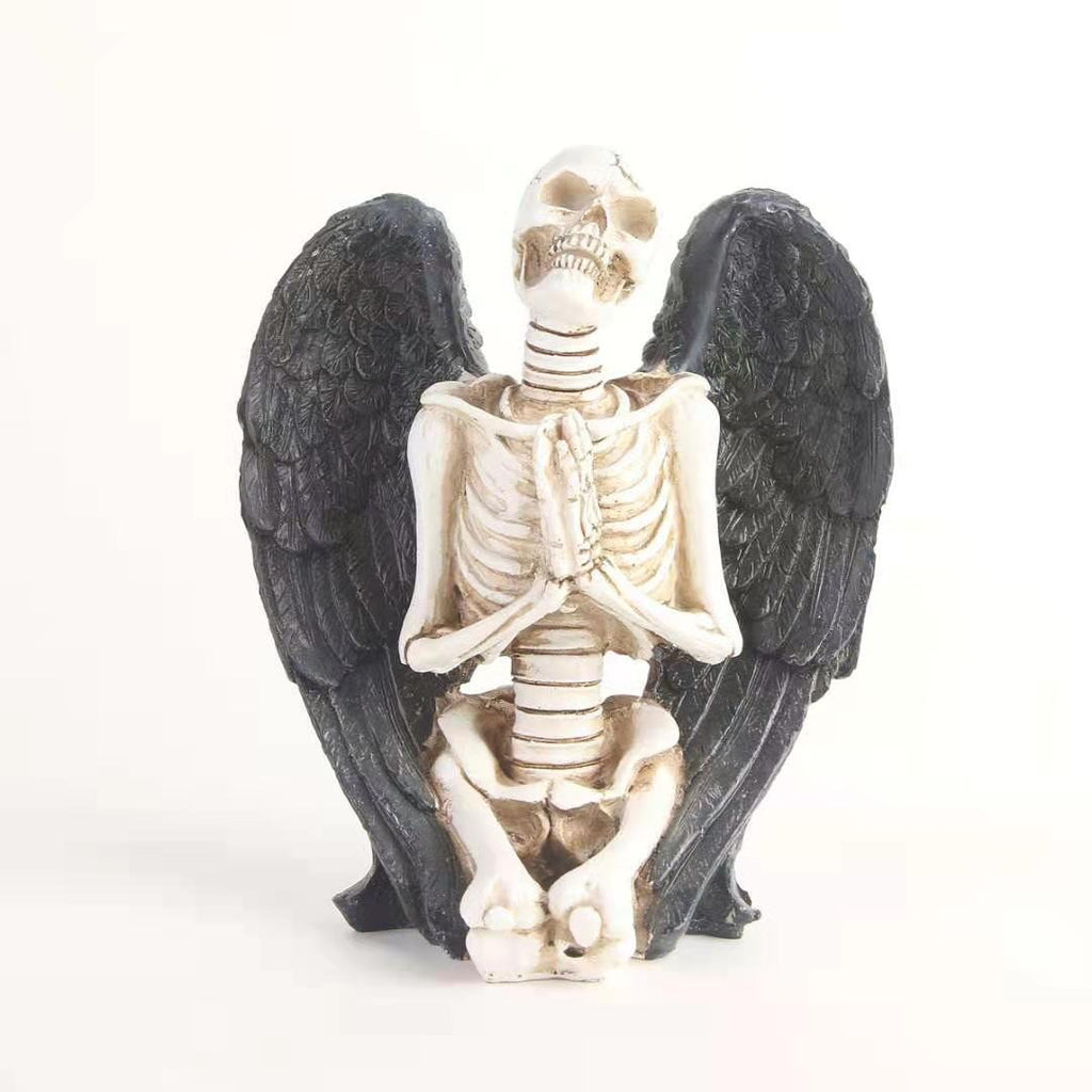 L’Ange Condamné — Figurine Squelette aux Ailes Noires