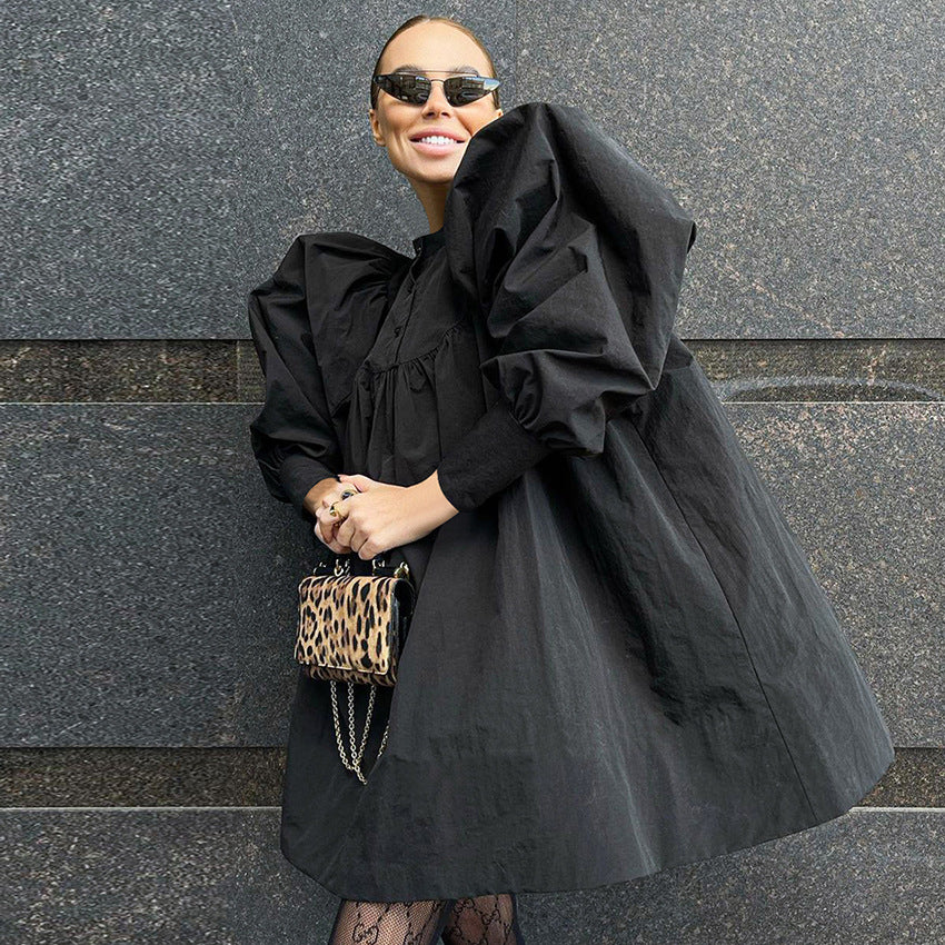 Robe Noire Éclipse – Manches Bouffantes Gothiques