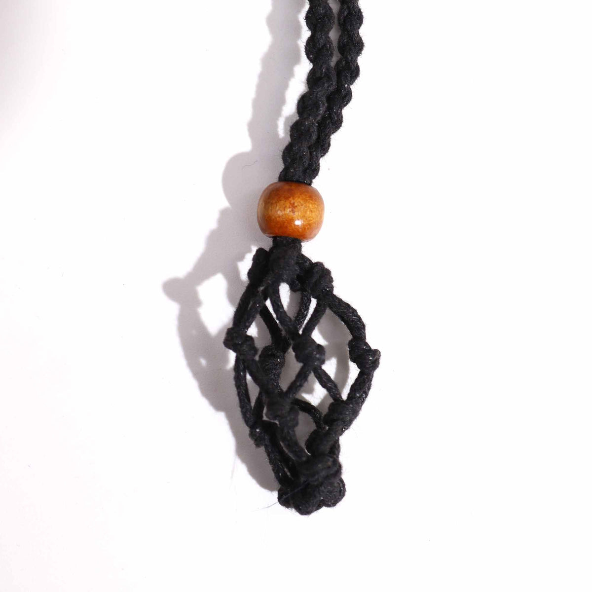 Écrin d’Ombre – Cordon Porte-Pierre Noir