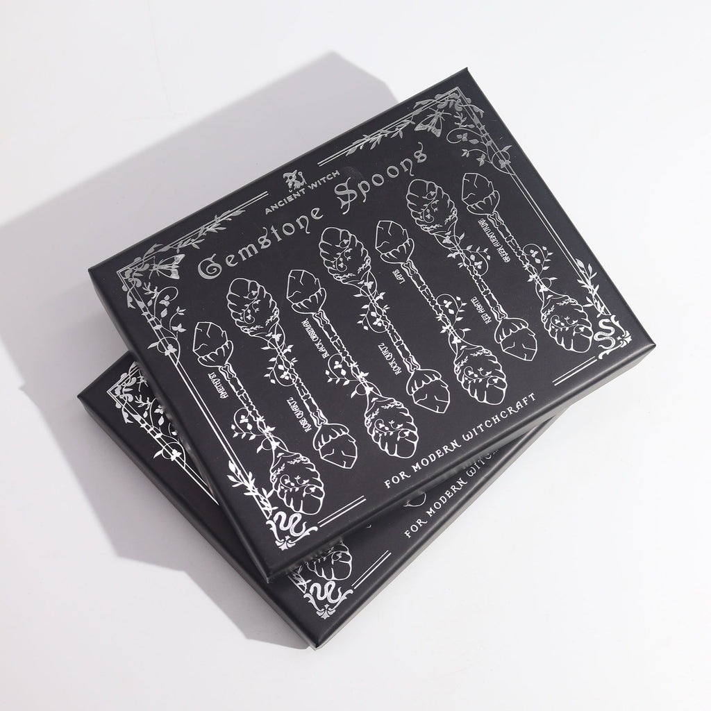 Les 7 Cuillères de la Sorcière – Cristaux & Bronze