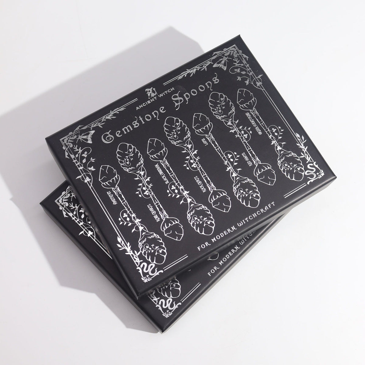 Les 7 Cuillères de la Sorcière – Cristaux & Bronze
