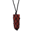 Sang Éternel – Pendentif Talisman en Jaspe Rouge