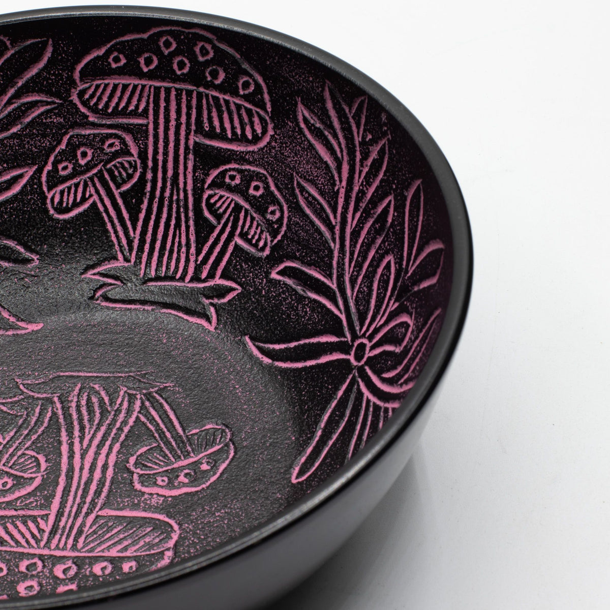 Le Cercle des Champignons – Bol Chantant Rituel Rose 🍄🌙🕯️