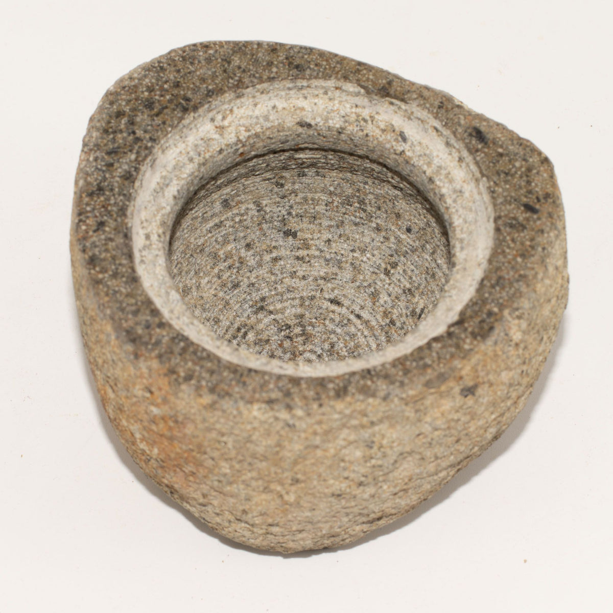 Pot d’Ancrage en Pierre de Rivière – 12 × 8 cm